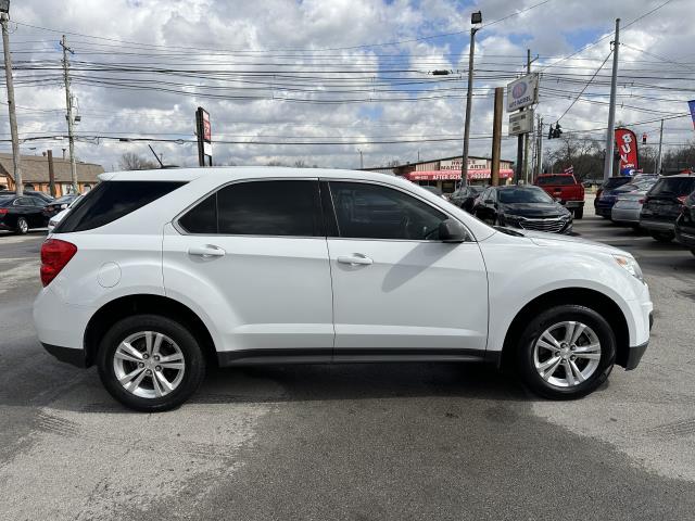 2015 Chevrolet Equinox LS photo 3