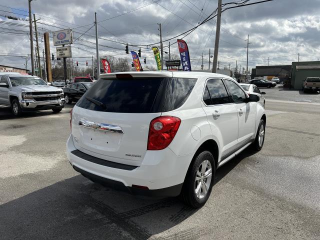 2015 Chevrolet Equinox LS photo 4