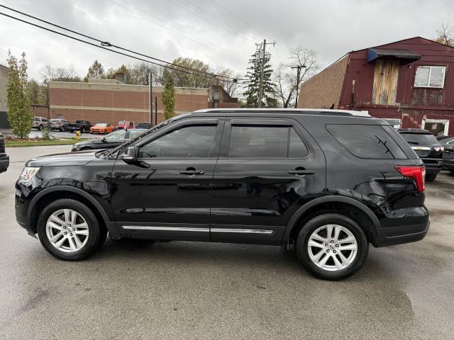 2018 Ford Explorer XLT photo 5